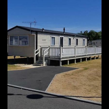 P&D'S Pearl Caravan At Tattershall Lakes Country Park Exterior foto