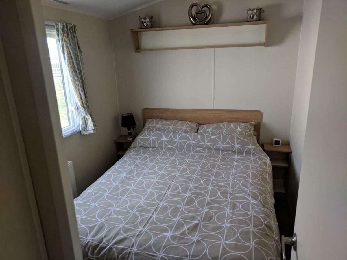 P&D'S Pearl Caravan At Tattershall Lakes Country Park Exterior foto