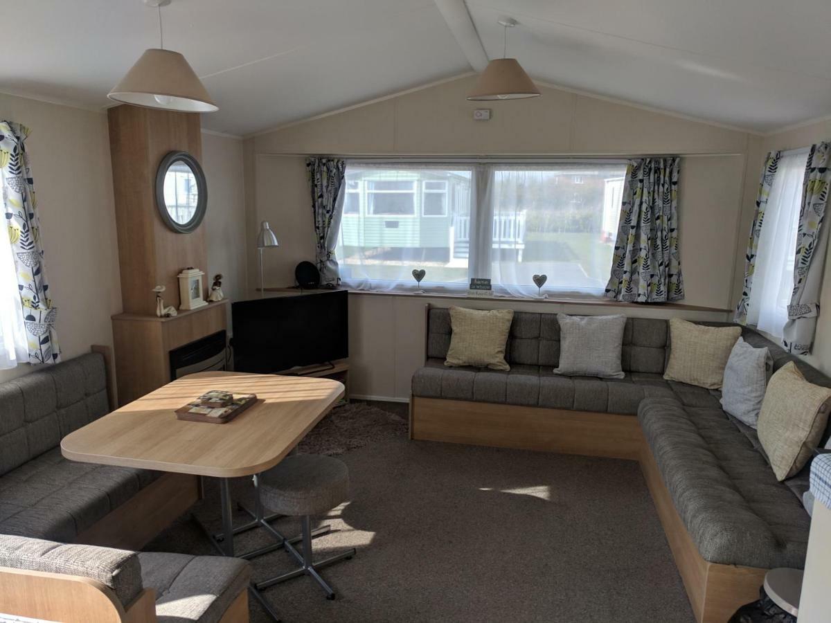 P&D'S Pearl Caravan At Tattershall Lakes Country Park Exterior foto