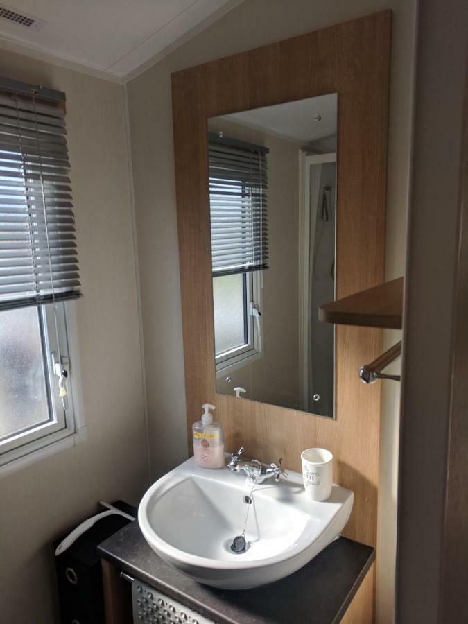 P&D'S Pearl Caravan At Tattershall Lakes Country Park Exterior foto