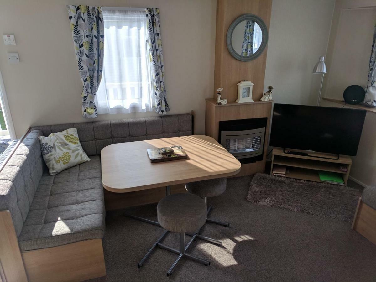 P&D'S Pearl Caravan At Tattershall Lakes Country Park Exterior foto