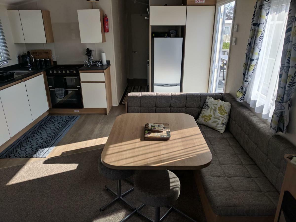 P&D'S Pearl Caravan At Tattershall Lakes Country Park Exterior foto